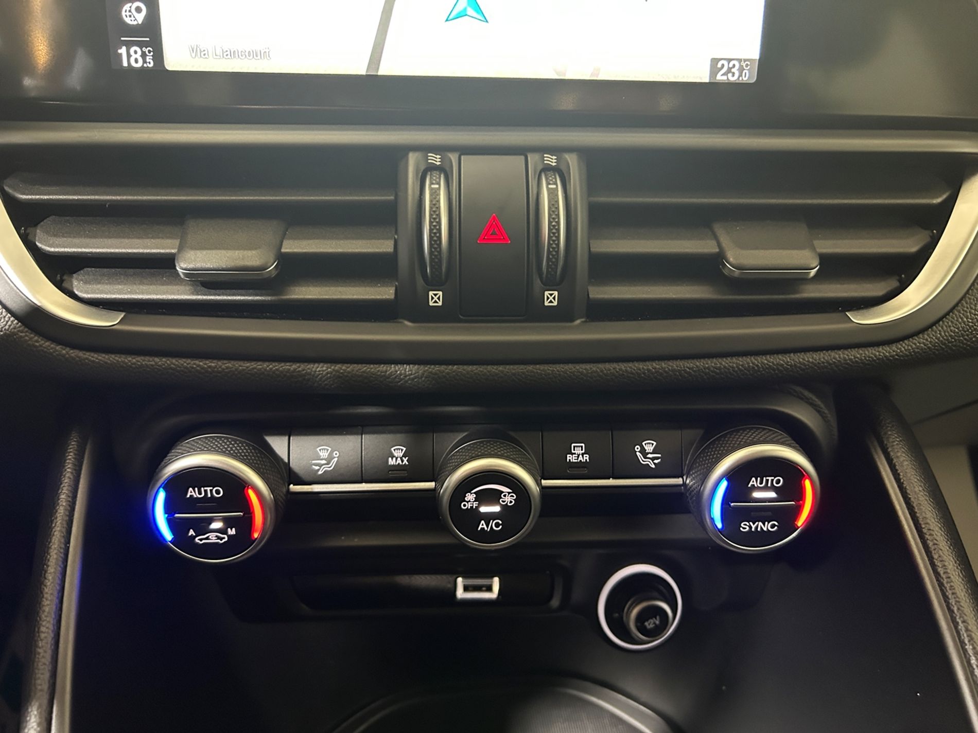 Alfa Romeo Giulia 2.2 t Sprint 190 cv automatica sedili in pelle - Autoviemme